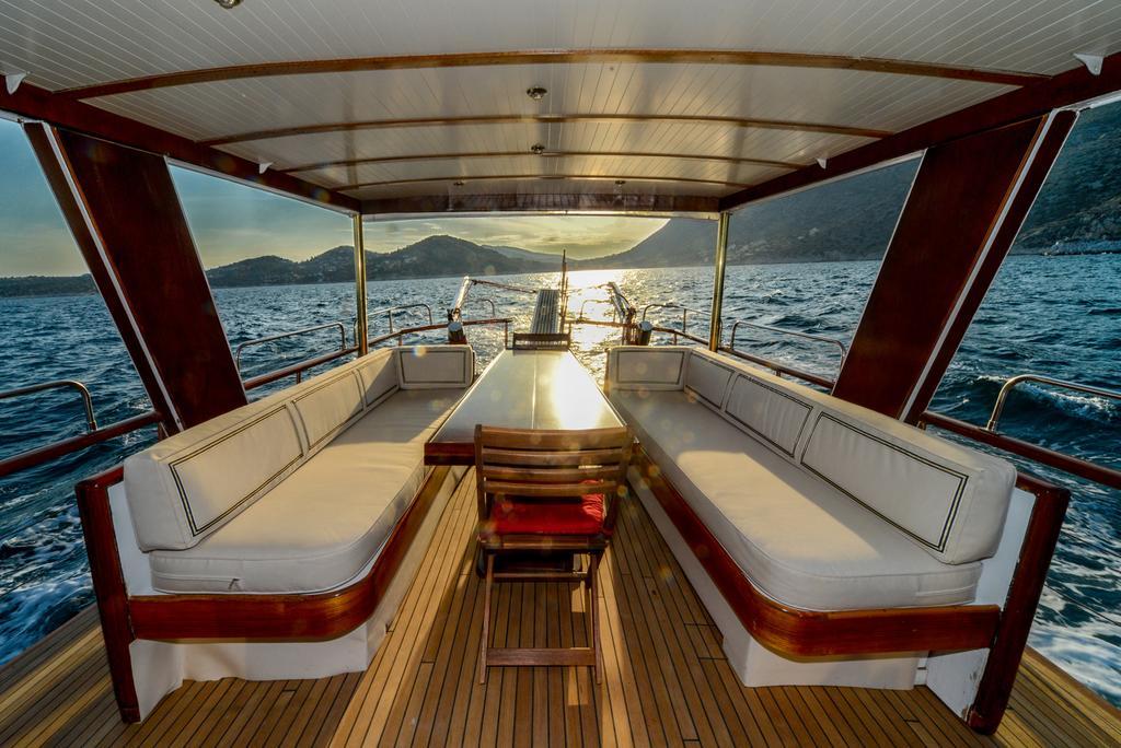 Luxury Yachthotel Amanda Psarou Exteriér fotografie